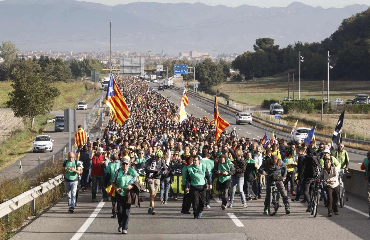 Continuano le manifestazioni in Catalogna dopo la sentenza di condanna degli indipendentisti