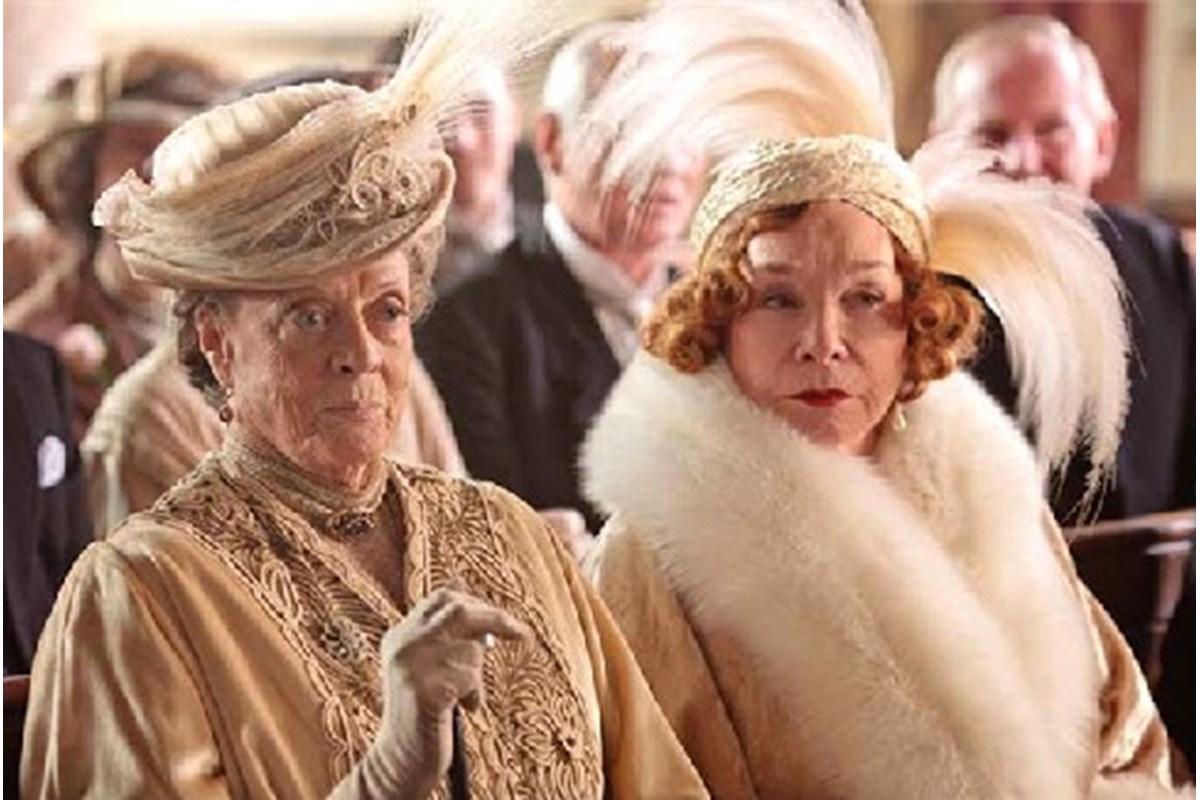 Nel live action di La Sirenetta arriva anche Shirley MacLaine