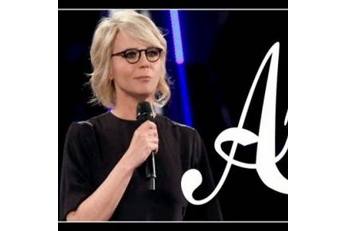 Amici 15: serale 23 aprile 2016 - Ospiti ed Eliminato