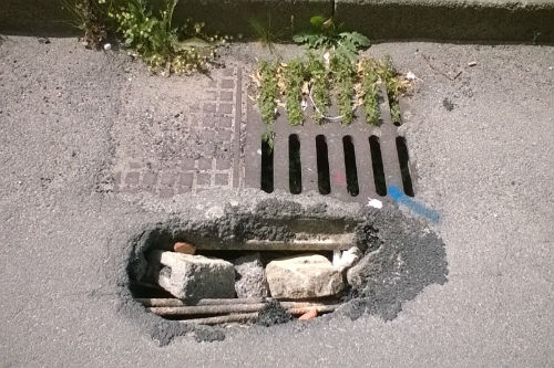 Buche Enna: Comune ha sborsato ben 108.935 euro per risarcimenti
