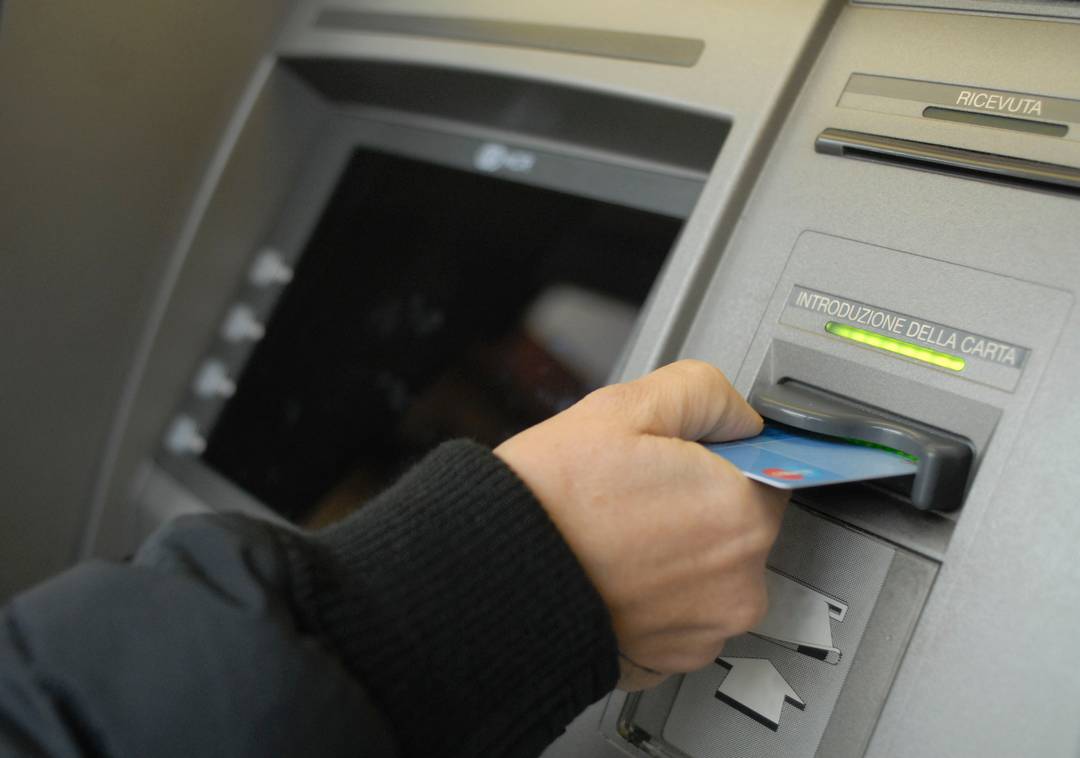 Quando è stato ideato il bancomat?