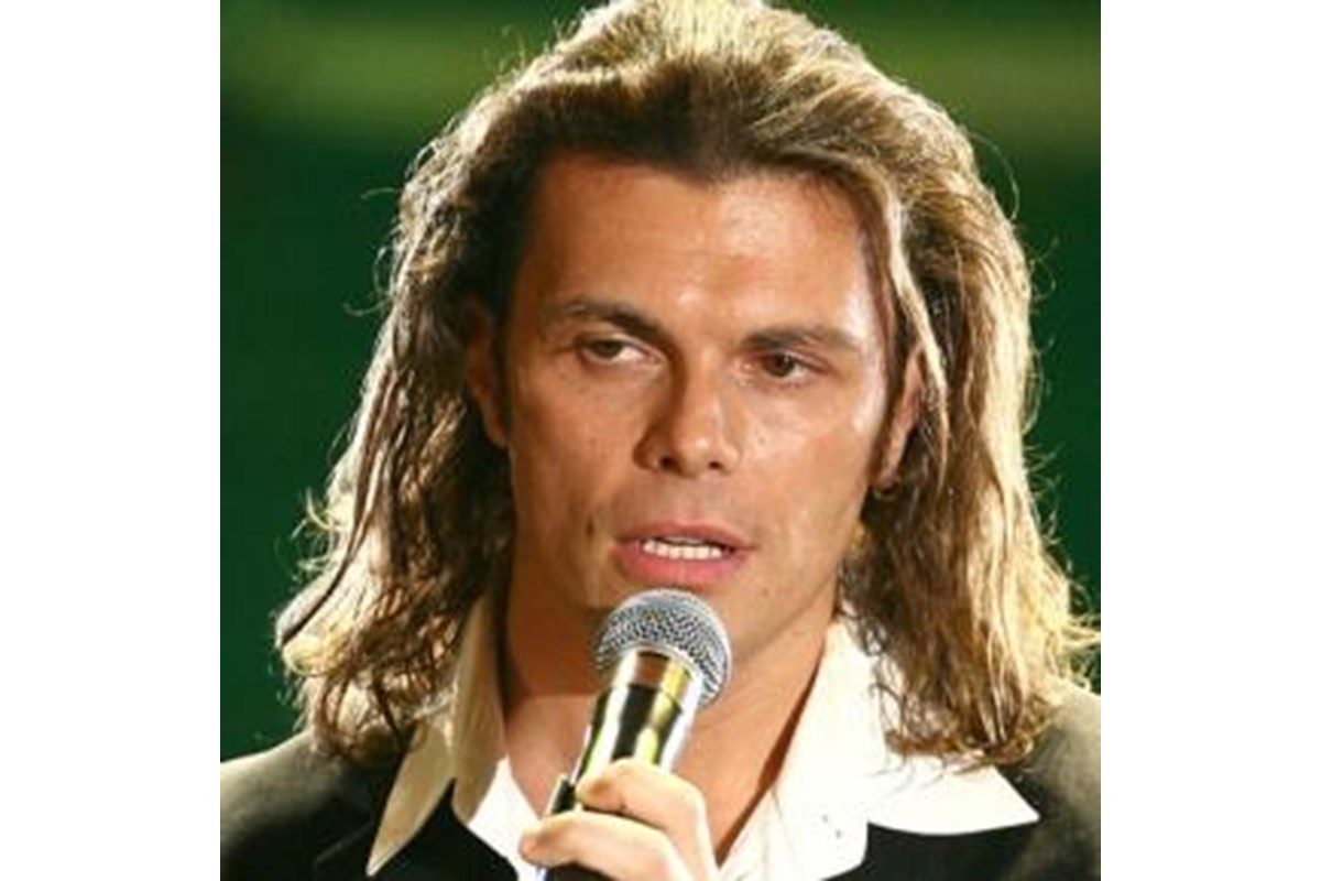 GIANLUCA GRIGNANI: RICOVERATO PER INTOSSICAZIONE ETILICA