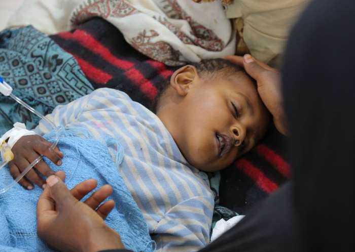 Oltre la guerra, anche il colera. Appello congiunto di UNICEF e OMS per la situazione in Yemen