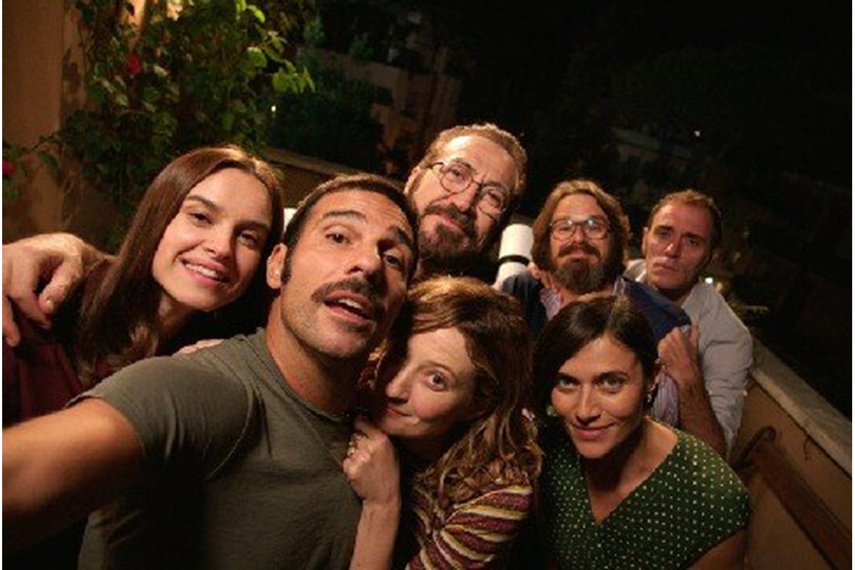La recensione di Perfetti Sconosciuti, nuova commedia di Paolo Genovese