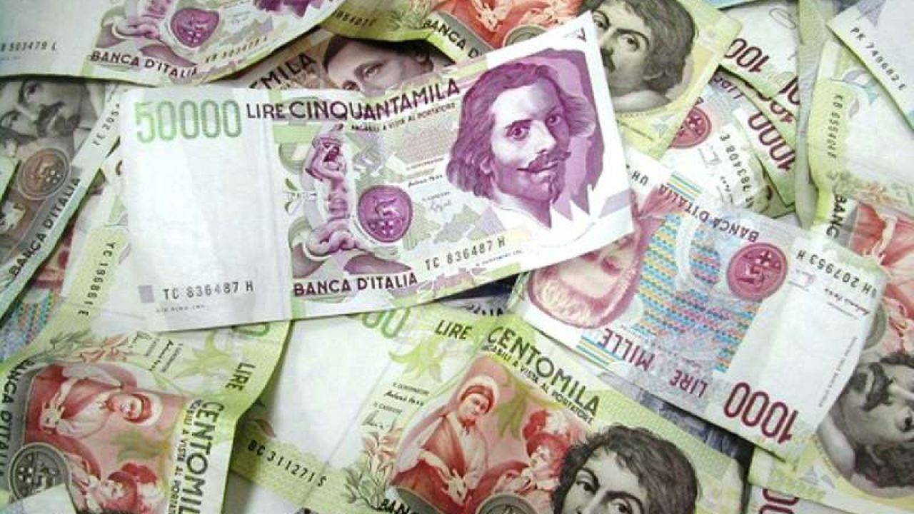 La Lira italica non è un sogno, scoppia il caos: in migliaia assaltano il sito per votarla